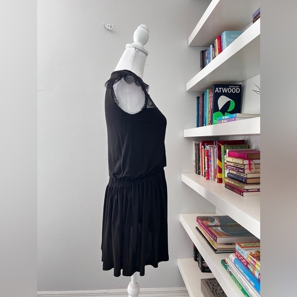 Red Valentino Back mini dress with lace size small - Picture 6 of 11